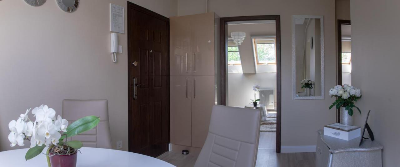 דירות אגר Glamour Apartman מראה חיצוני תמונה